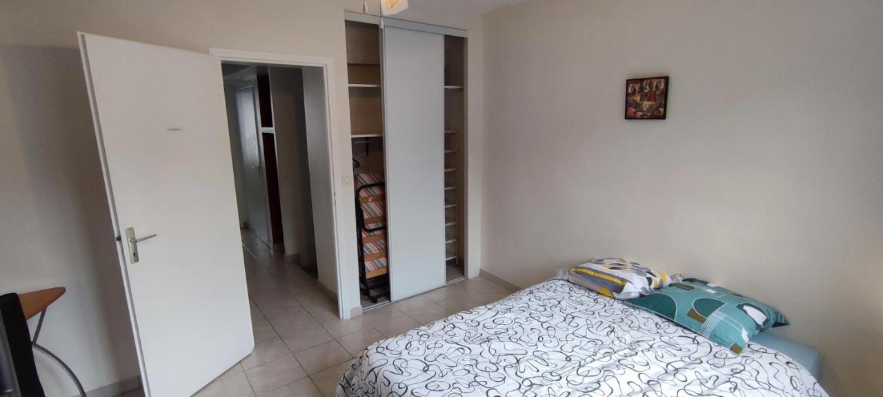 Hypercentre Grand Appartement Lumineux 3 Chambres Parking Agen Exterior photo